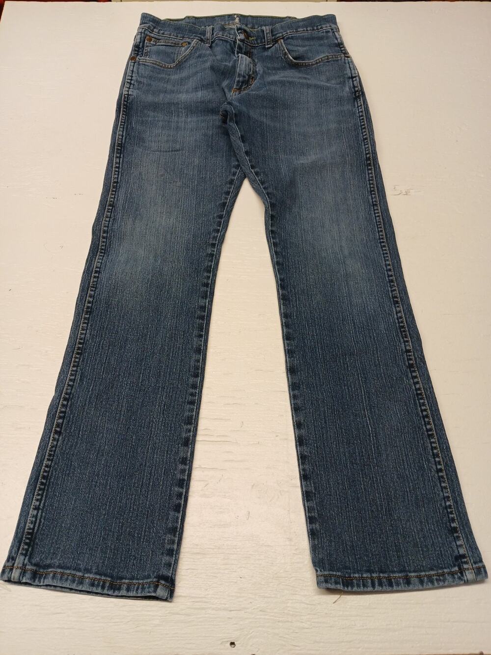 Wrangler (31x32) Straight Leg Boot Cut Blue Jeans